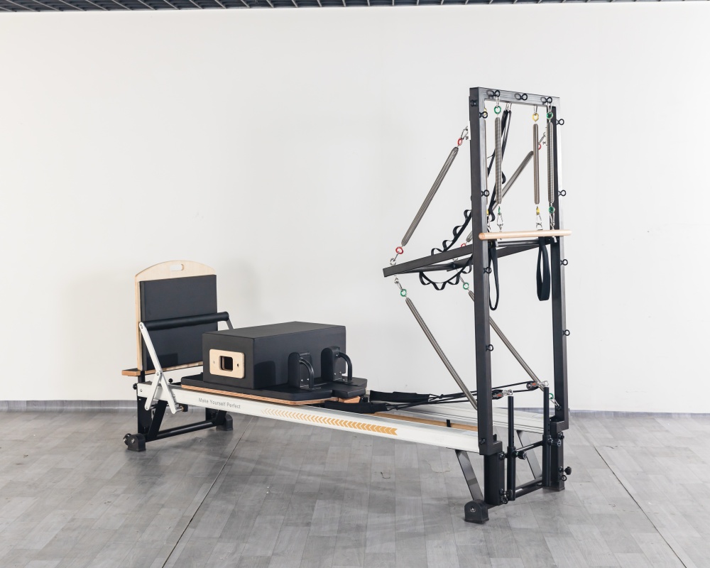LUMINE Pilates Reformer with tower Machine Manufacture in China (2).jpg